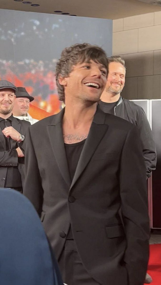 ﾞNich Ꮺ tweet media