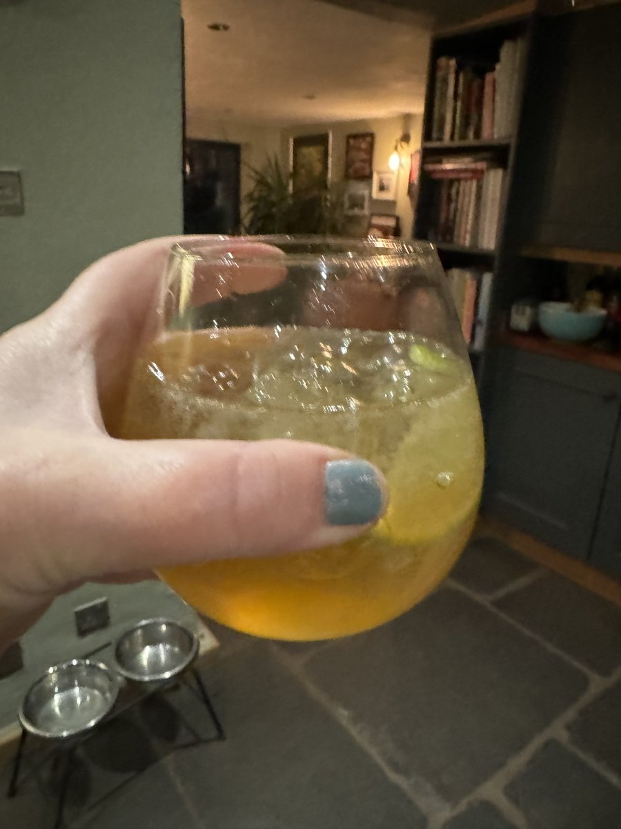 Zoe Paskins tweet media