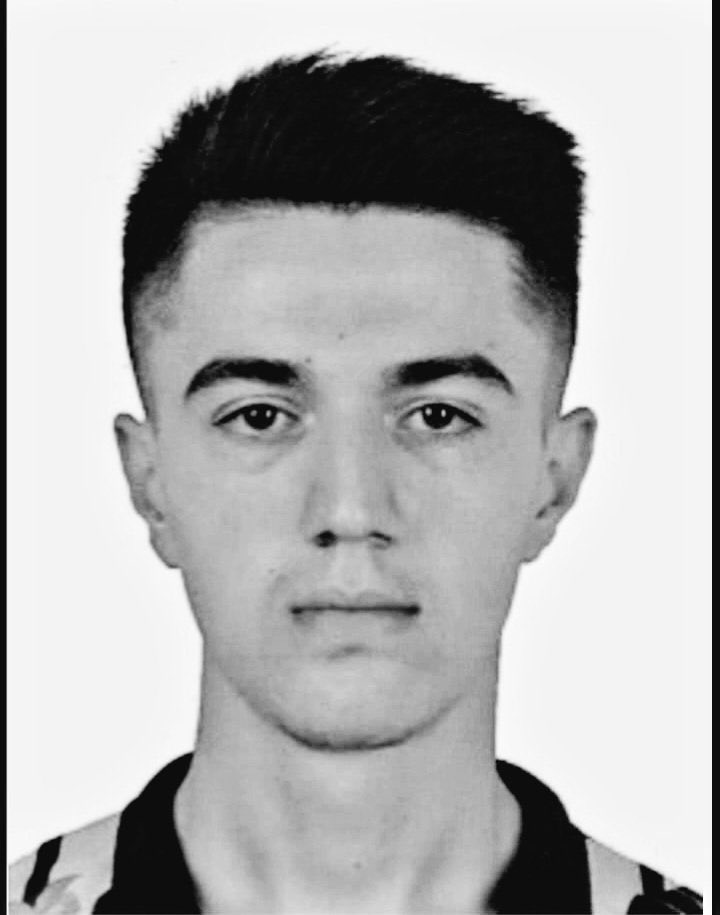 Avkthalilozturk's tweet photo. Pençe-Kilit Harekâtı bölgesinde şehit olan Kırıkkale\Yahşihan’ın Keçili köyünden yiğit kardeşimiz P. Söz. Er Semih Yılmaz'a yüce Allah’tan rahmet, ailesine Kırıkkale'li hemşehrilerime ve büyük Türk Milletine başsağlığı ve sabır dilerim. 

Ruhu şâd olsun… 🇹🇷🇹🇷🇹🇷 https://t.co/oevS999QT4