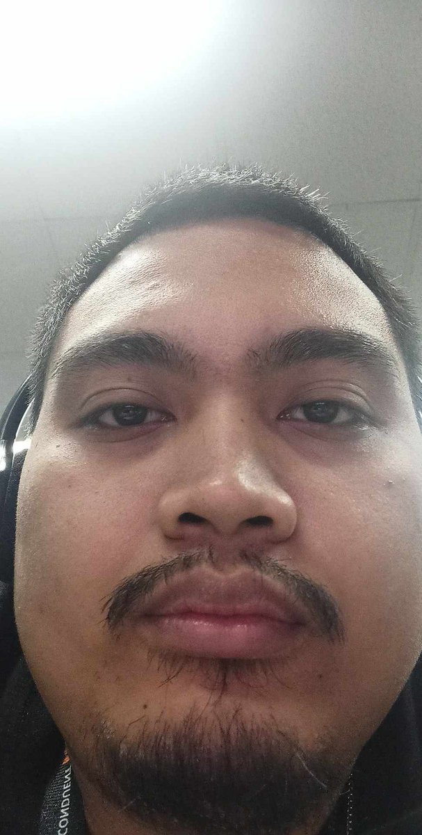 Gobs5_'s tweet photo. @anything4views snuck a pic 
happy holidays man
johnericgobaton@gmail.com https://t.co/2wBLfXp4rJ