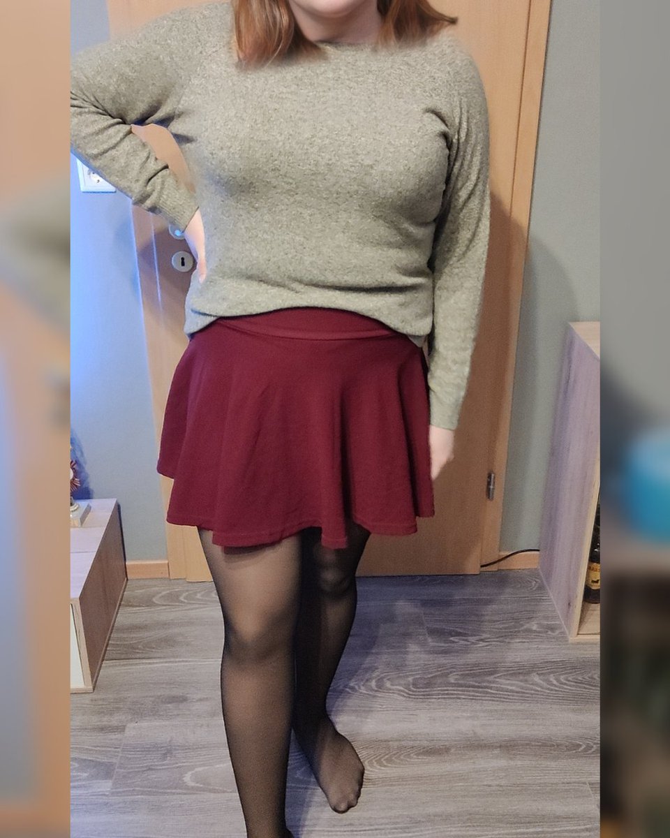 CD_Kerstin's tweet photo. I am dressing again. Have much fun😘

#german #crossdresser #germancd #maletofemale #skirt #pantyhose #tights #nylons #leg #feet #shortskirt #winteroutfit #ootd #nosocks #crossdressday https://t.co/4cCpCcSqMr