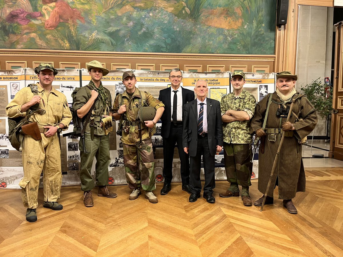 Passionnante journée d’étude sur la guerre d’Indochine (1946-1954) organisée par @sf_paris11 sous l’égide de <a href="/SF_Siege/">Le Souvenir Français</a>, l’UNC et la Fondation Maréchal de Lattre,  qui a réuni une centaine de participants le 16 décembre à la mairie du 11ème. #paris11