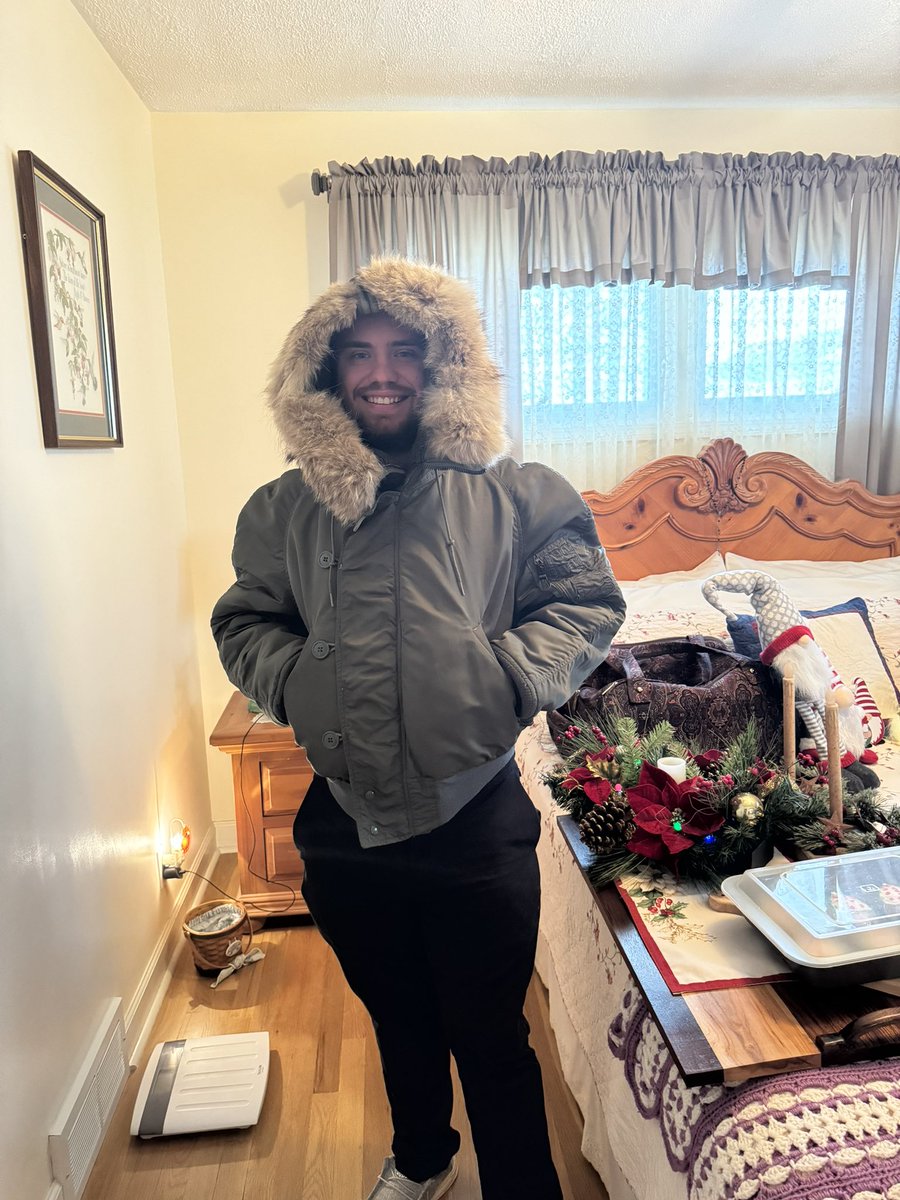 Jcuster28's tweet photo. My grandma gave me the best surprise for Christmas. My Great Grandfathers Pilot Jacket from the Vietnam war. 3 tours including multiple trips to Greenland and Alaska. Unreal. https://t.co/FDO2nvmSLw