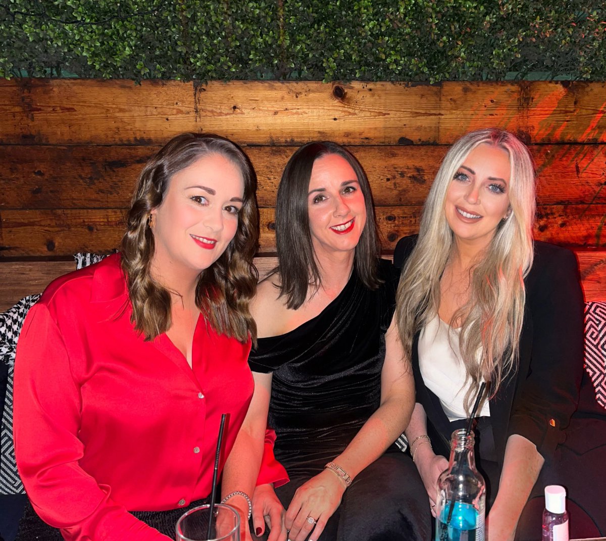 AJ_makeup's tweet photo. Christmas nights out ❤️🎄 https://t.co/1HqKATpvaC