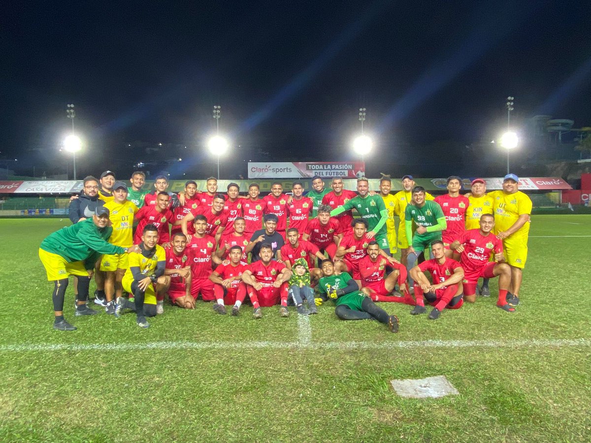 UNIDOS por un mismo OBJETIVO💪🏽🔥  el 4TO.☀️

A pocas horas de la Gran Final💯 enviamos tus mejores vibras en los comentarios, los estaremos leyendo⚽️🟡🟢

#AguanteGuasta #YoSoyGuasta #LigaGuateBanrural