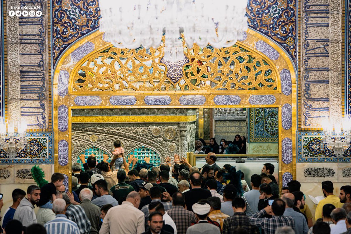 ImamRezaEN's tweet photo. My soul aches to stand 
Amid these crowds and heartfelt cries
Calling upon you, O solace of skies! https://t.co/UFqBSRyeWF