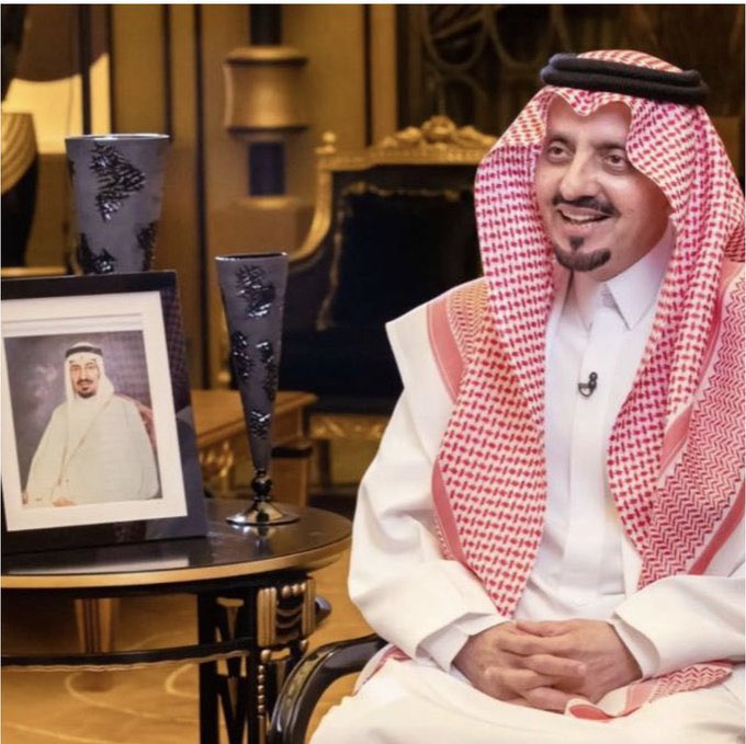 عايش البطي tweet media
