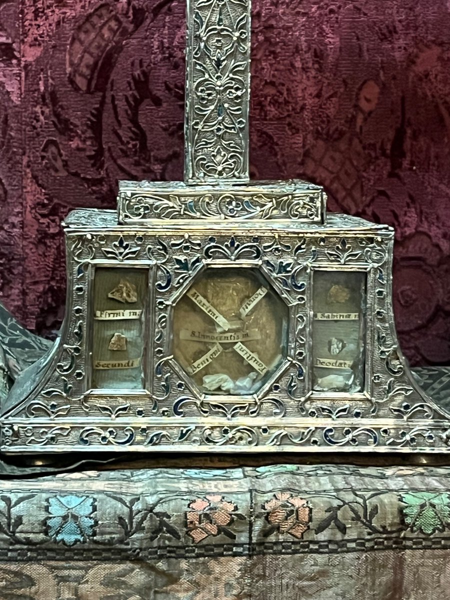 AIZielinska's tweet photo. THIS IS NOT A DRILL! There is a relic of Innocent III in my Mom’s hometown (Częstochowa, otherwise known for its Black Madonna). ALL THOSE YEARS, AND I DIDN’T KNOW! #InnocentIII #Popetastic #MedievalTwitter https://t.co/KGyaDGoRHr