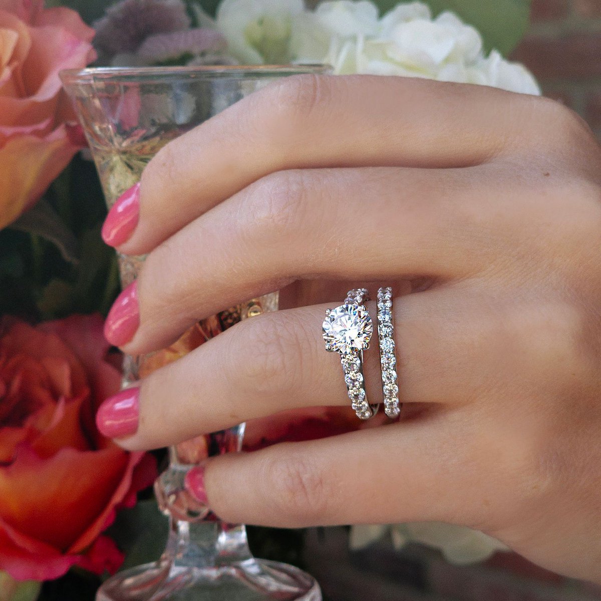 CoastDiamond's tweet photo. Today’s sparkle! #showyourcoast 
Style No. LS20465 &amp; WS20465
Want to know how much a piece costs? One of our authorized dealers can provide you with pricing. To find an authorized dealer near you, visit the authorized dealer section of our website. https://t.co/IDCXOSqHHo