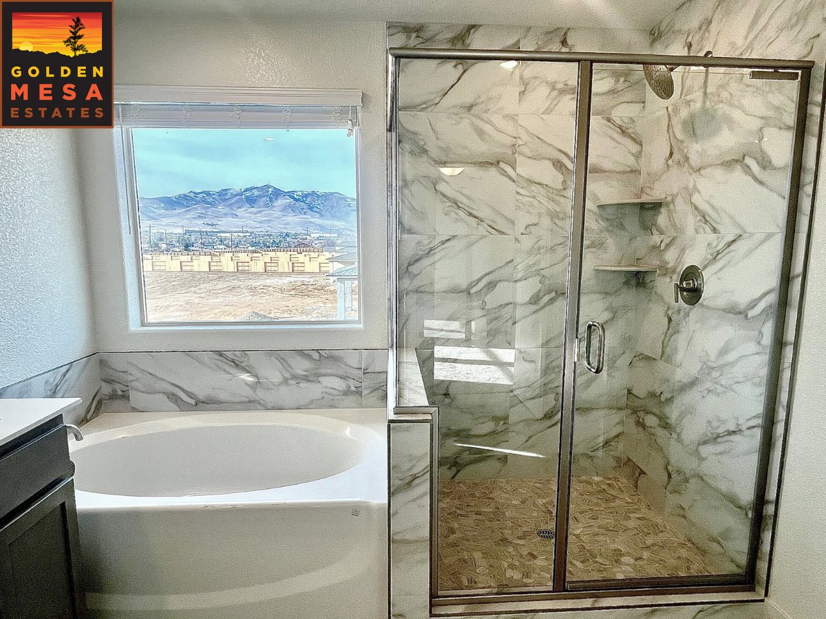 renohomebuilder's tweet photo. Endless horizons from Golden Mesa Estates. Your dream home could have this view! ✨🏞️ https://t.co/gBaUbokzGM

Visit Golden Mesa Estates today! 
🔑 Golden Valley Rd &amp; Estates Rd, Reno, NV 89506

Call or Text Our Concierge at 775.379.8100 | GoldenMesa@JCommunities.com

#goldenmesa https://t.co/PTu8OSBoT5