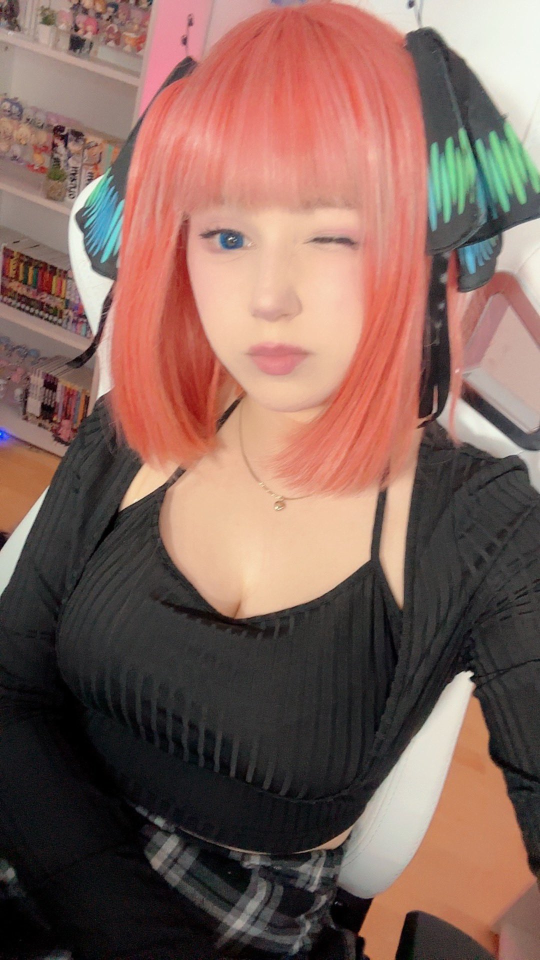 Mina 🪷 twitch.tvupminaa on X: Live now 💓 t.com5ldd5NPcL  t.covNMpBDMNmC  X