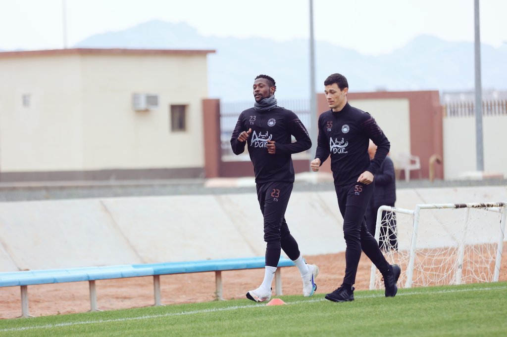 MasudJuma7's tweet photo. Dispute the difficulties in the last 4 months I count 2023 as the best year in my life we say thanks to Allah as we continue to fight and  change the fortune of this four months we keep focus to improve everything but never bothered about tomorrow because it's never belongs to us https://t.co/PVdosiuwmN