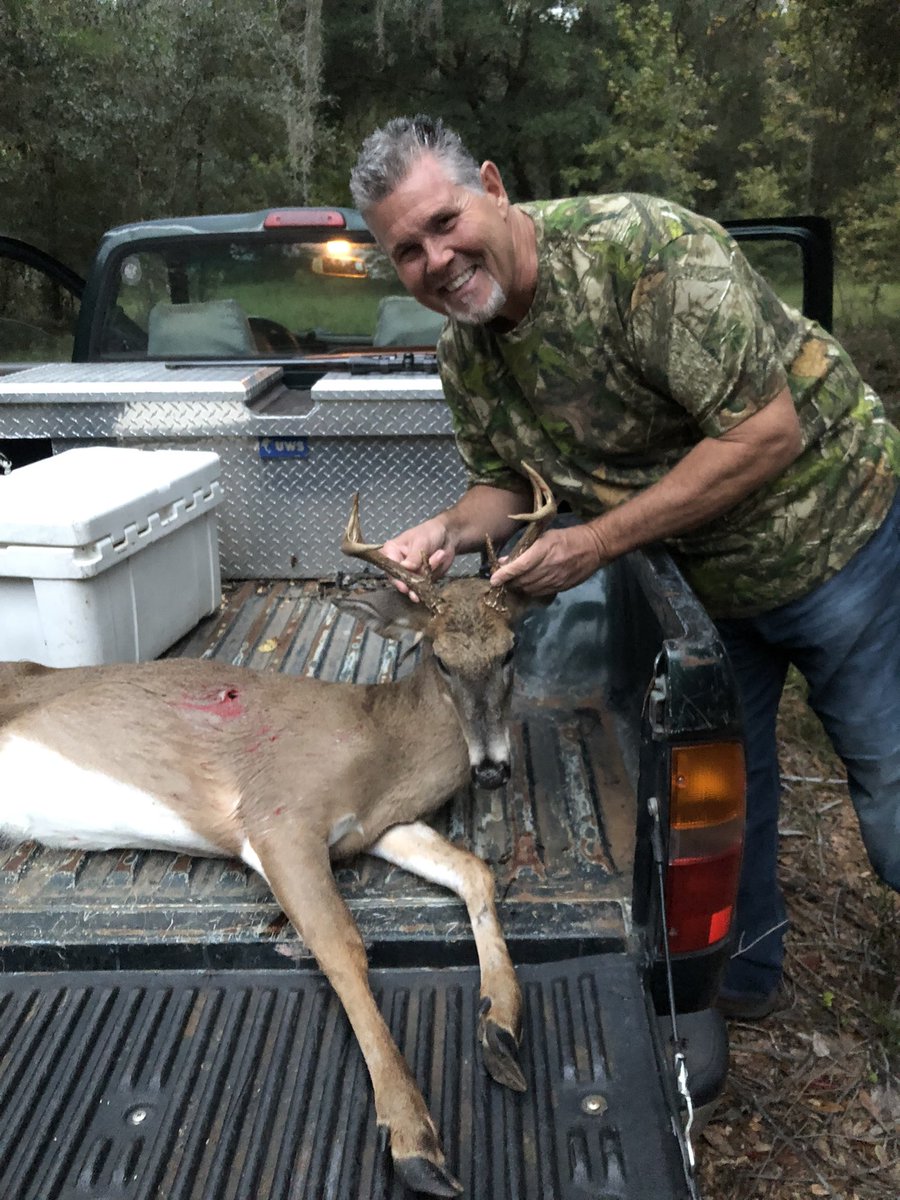 Darin Hinton tweet media