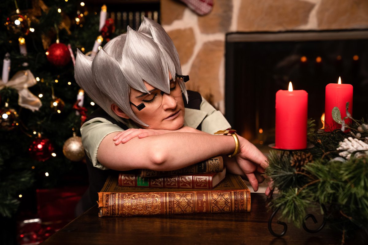Wheelerin_94's tweet photo. "Waiting for Santa..." 🤫😴
📸 & 🖌: @OH3_Studios
#yugioh #遊戯王 #遊戯王zexal #yugiohzexal #zexal #durbe #ドルベ #dumon #cosplay #yugiohcosplay #zexalcosplay #yugiohzexalcosplay #durbecosplay #dumoncosplay https://t.co/nsZCru1GyB