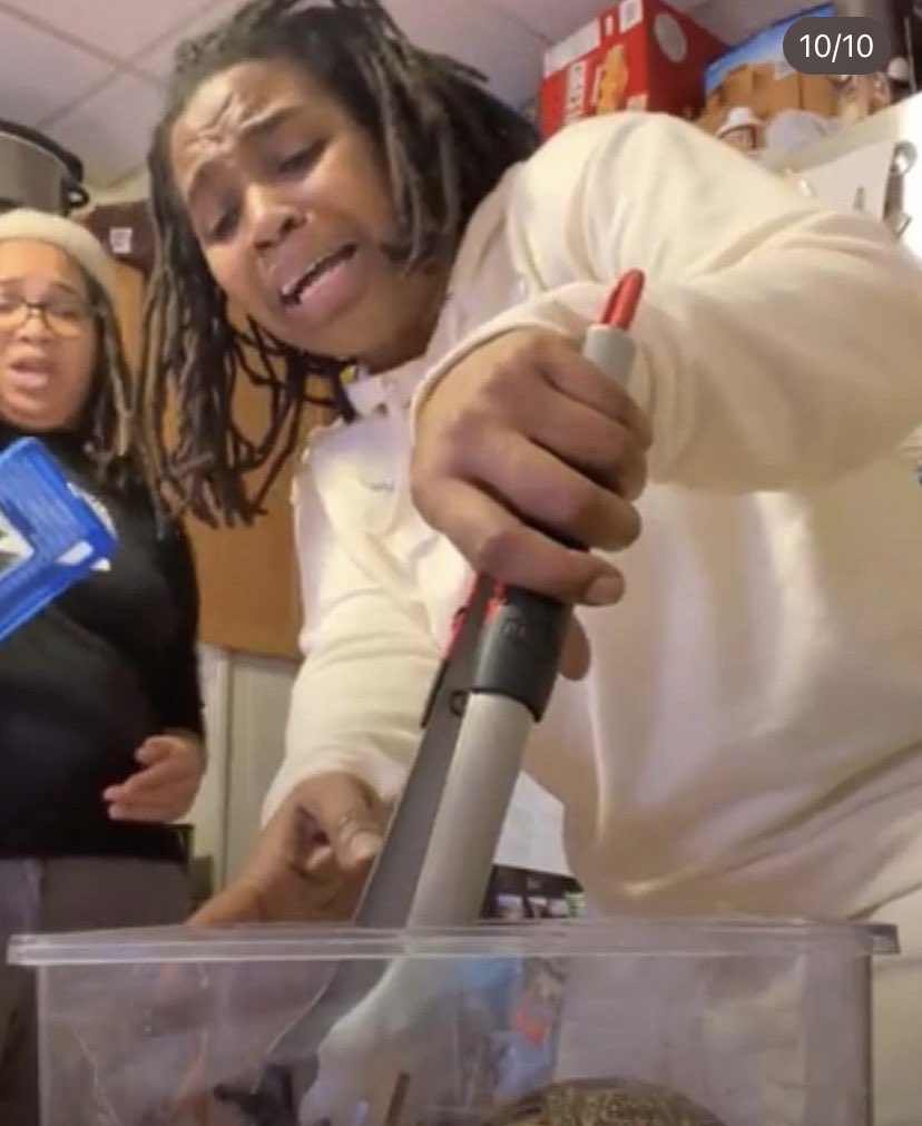 CagneyElayna's tweet image. What a blessing it is to do life with such a beautiful person… happy anniversary to my love.. when we’re well we’ll celebrate to proper way.. for now.. know that every love song reminds of you 😘 #mysurething #mydream #thinkingoutloud #thebrokenroad  #staywithyou @CoachShabazz