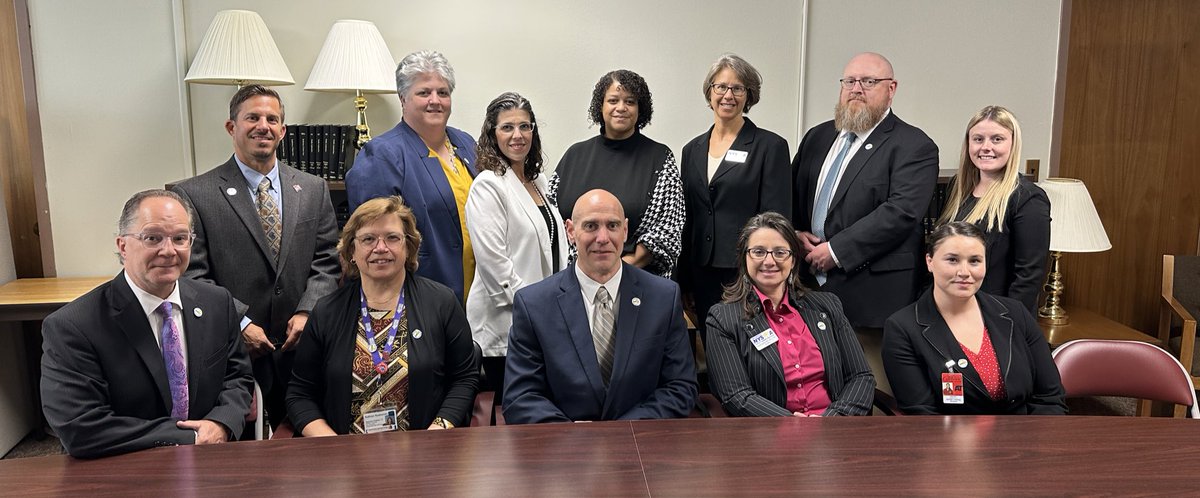 SolagesNY's tweet photo. Game On: New York Governor Hochul Greenlights Licensing for Athletic Trainers @GO_NYSATA - Elevating Standards for Sports Wellness.

It was a great honor for me to champion and advocate for the passage of this measure into law!
https://t.co/JQV3yQmXxQ https://t.co/48UMsm2wbR