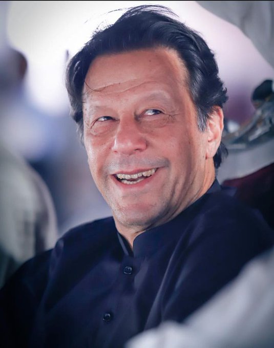Honest. Faithful. Trustworthy. Innocent!! #عمران_خان_تو_آئے_گا #OpenSupremeCourt