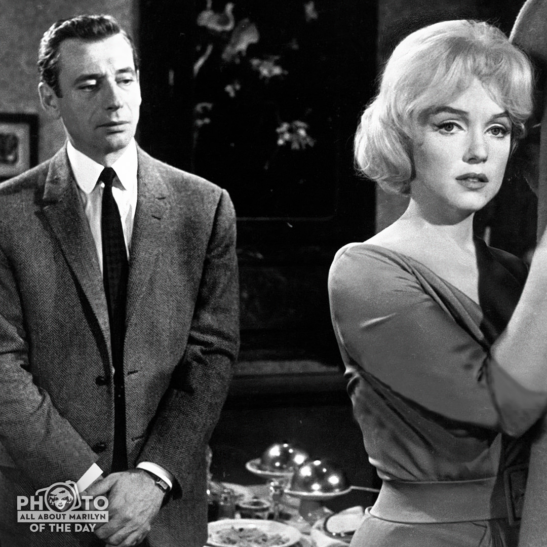 MARILYN MONROE PHOTO OF THE DAY — Marilyn and #YvesMontand on the set of #LetsMakeLove. #HappySaturday 💋. 

#Photooftheday #MarilynMonroePhotos #AllAboutMarilyn #MarilynMonroe #marilyn #Hollywood #OldHollywood #50s #candid #VintageHollywood #AmandaDell