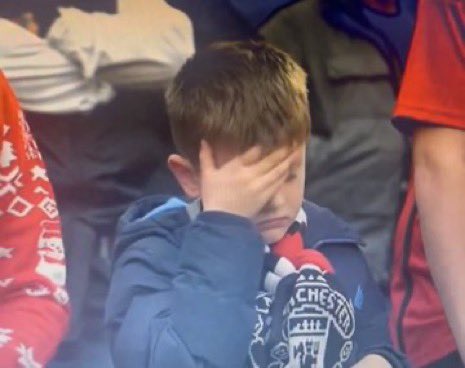 TheShowtimeReds's tweet photo. The Man United effect. 💔 https://t.co/bca59Y9dXT