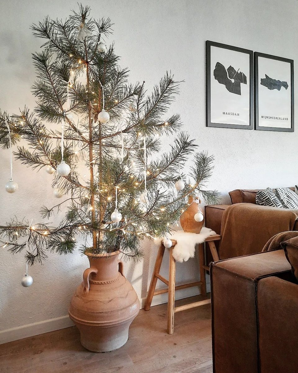Alles in huis voor de kerst?🎅⁠ ⁠
⁠⁠
📷 @lien_loves_it⁠

⁠
#kunstinkaart #kerst #kerstcadeau #kerstboom #kerststyling #cadeauidee #cadeautipvoormannen #cadeautipvoorhem #maasdam #mijnsheerenland #binnenkijken