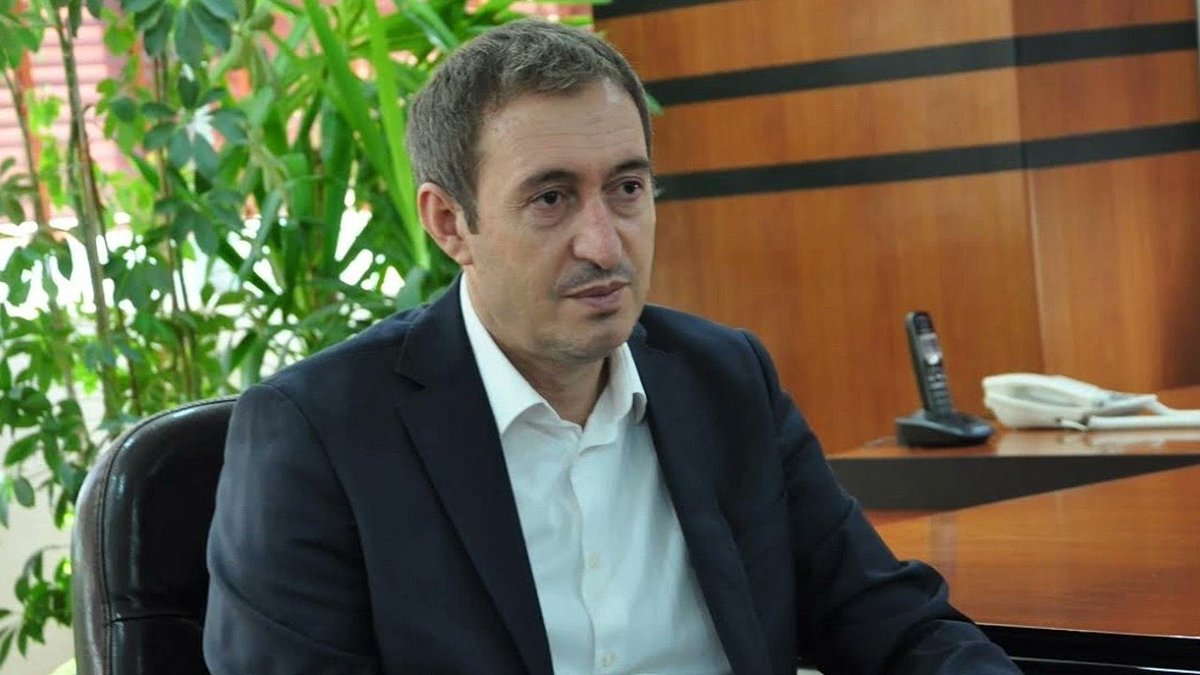 OrhunnHaber's tweet photo. 💥Anayasa Mahkemesi hala gaflet içinde mi?
❓Daha ne kadar sessiz kalacaksınız 
@AYMBASKANLIGI

▪️DEM Parti Eş Başkanı Tuncer Bakırhan:

“Kürt sorunu ve Öcalan’a yönelik tecrit devam ettikçe Tekirdağlı da Trabzonlu da huzur bulmayacak.” https://t.co/Wp00xDMrNh