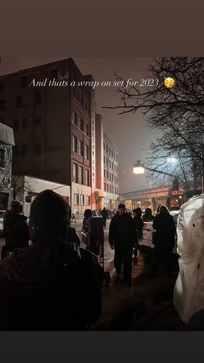 Ocelotl_Mx's tweet photo. 🎥 BTS #ChicagoPD
Filming S11E02 🎬
👀 "last day of filming 2023" 🎄☃️
Repost
• • • • •
🤳JQ/LK©
#BTS_CPD_S11 #CPD1102 #BTS_CPD #BringBackJayHalstead #BringBackJesseLeeSoffer #Upstead #UpsteadForever #UpsteadEndGame #Season11 https://t.co/bbo1b8AceW