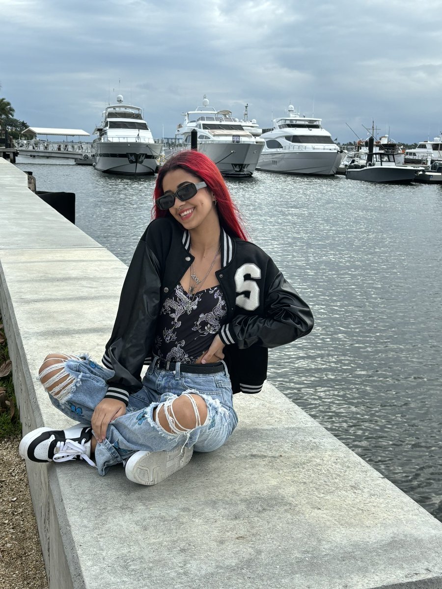 Rebelde_redhead's tweet photo. ✨ https://t.co/PbX7fBkbV0