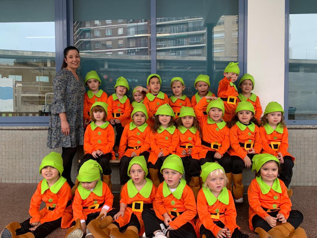 ♥️Estos bonitos enanitos son de cuento♥️ <a href="/colegioicm/">Colegio Inmaculado Corazón de María ICM</a> <a href="/colegiosMD/">Centros MD</a>