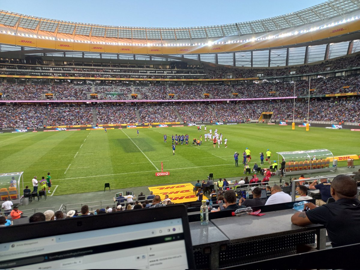 The Stormers lead by 16-10 at half-time against the Bulls | #URC