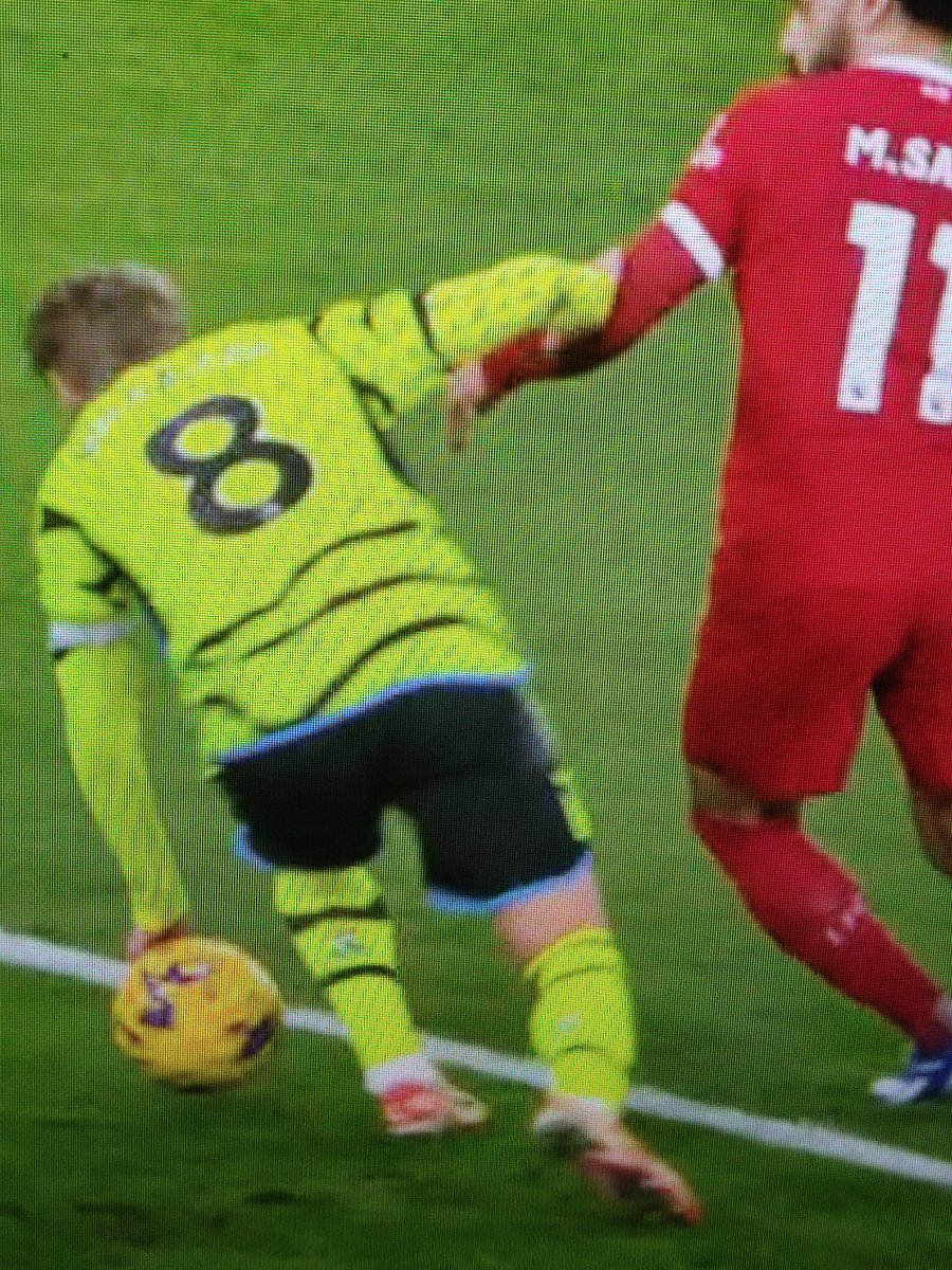 Odegard już wygrał mecz Arsenalowi, niesamowite to jest🥴
#LivArs