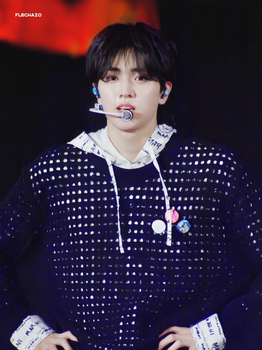 flechazo84's tweet photo. [HQ] 231223 HOZO FESTIVAL

그는 나와 눈을 마주했다 🤩🤩
심박상실 ❤️❤️

#TEMPEST #템페스트 #은찬 #EUNCHAN https://t.co/l1UfeWqWRu