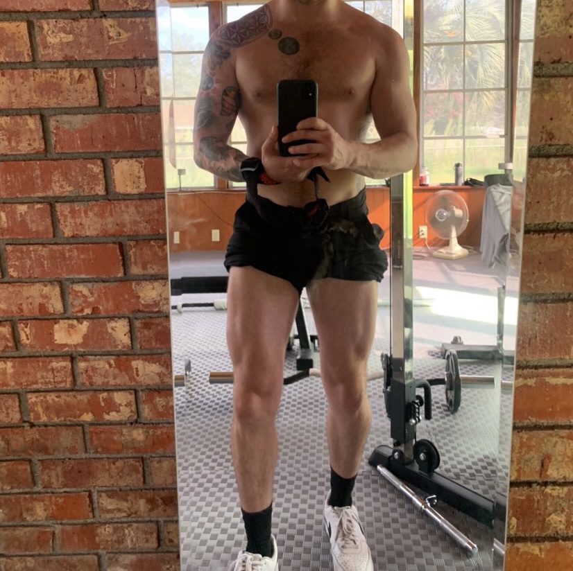 AlexLong6969's tweet photo. Squatting program has been progressing nicely https://t.co/IlQ4A1LwLe