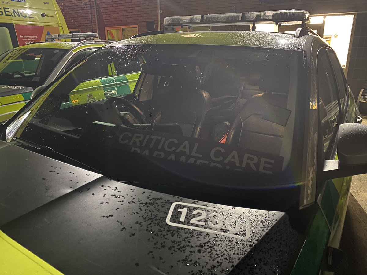 Jon T (@yas_jont) on Twitter photo Survived a fairly busy #MadFriday in Hull & East Riding 🚑 . Now a little break over Xmas and NY first time in 10+ years I have both off. Be safe out there!
<a href="/YorksAmbulance/">Yorkshire Ambulance</a> Survived a fairly busy #MadFriday in Hull & East Riding 🚑 . Now a little break over Xmas and NY first time in 10+ years I have both off. Be safe out there!
<a href="/YorksAmbulance/">Yorkshire Ambulance</a>