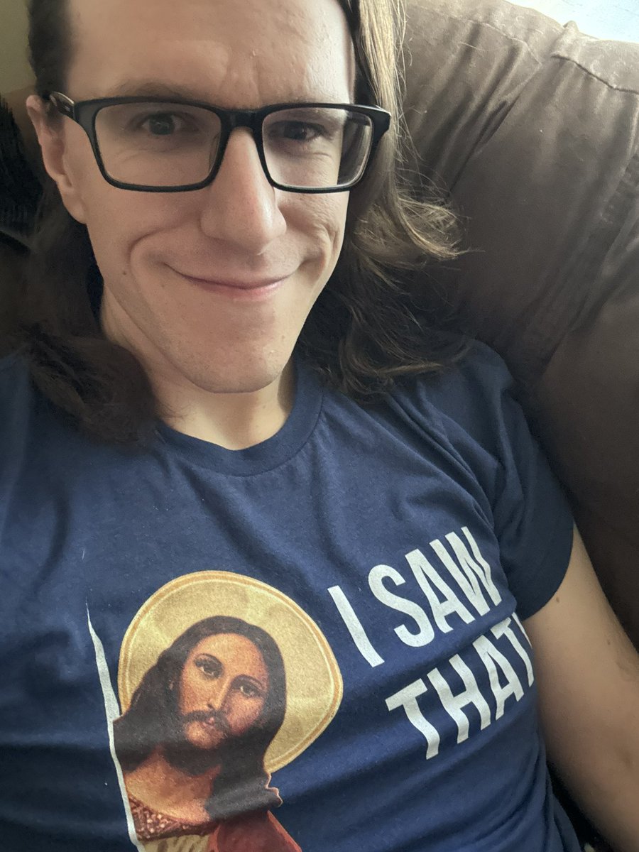 Merry Christmas to me

(New shirt)