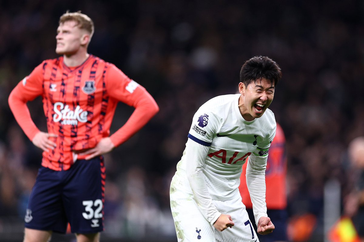 Sonny on win: “The second half you can see that 2-0 is never enough in the Premier League. Everton was pushing and we did well. The lads did a fantastic job and I'm happy to get three points. I think we deserved three points. 'Football is sometimes going up but sometimes going…