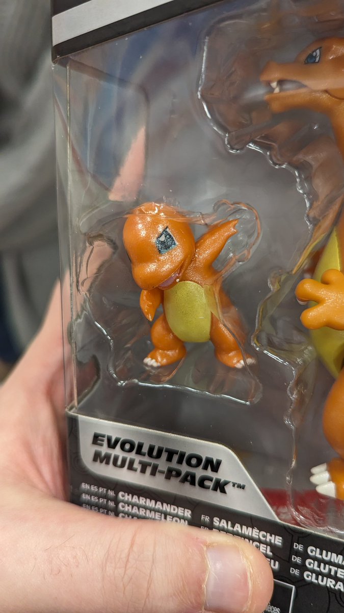 Charmander dabbin' on his haters