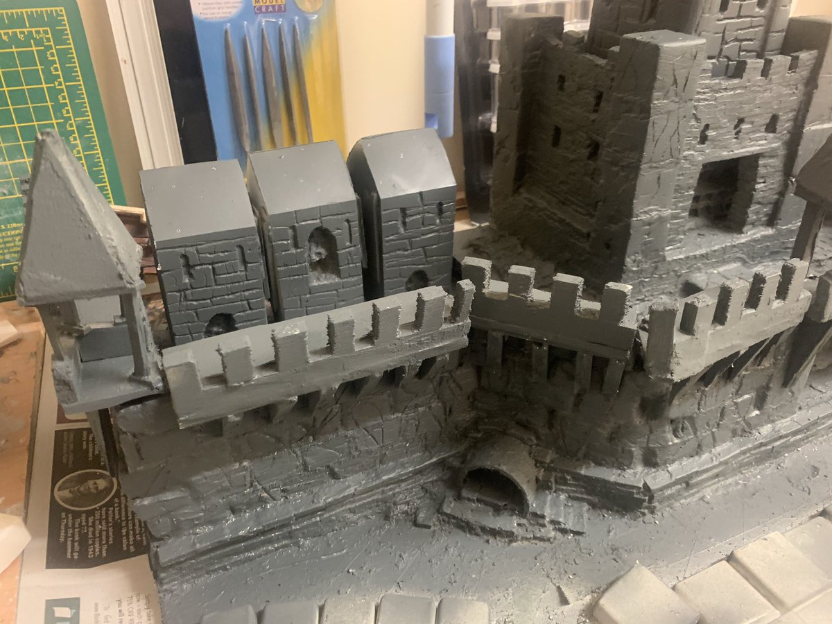 SeaGlassV2's tweet photo. Model Castle Build
12.
Tidied up some rougher bits. Hand carved cracks all over walls. Final primer coat of forge grey spray primer.
#d&d #model #modelcastle #wizzkids #WarhammerArt #WarhammerCommunity https://t.co/dN7v8kFhC8
