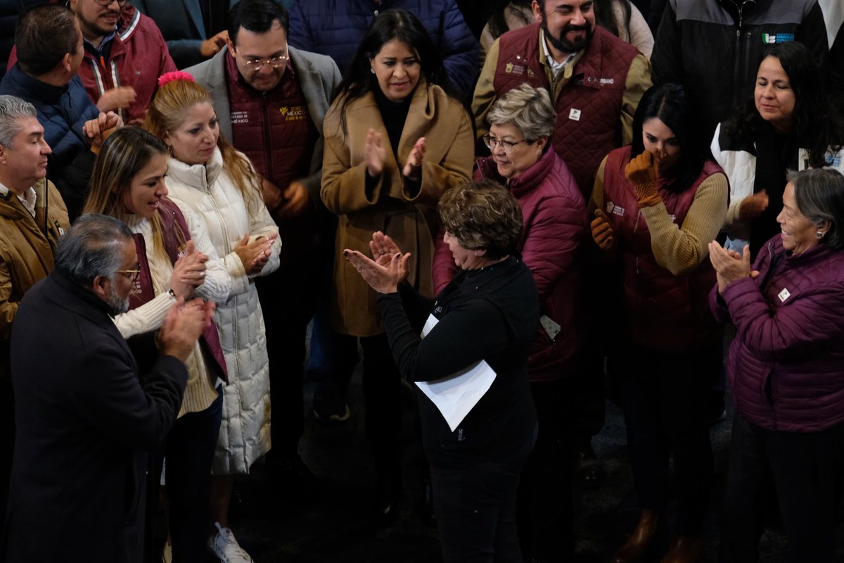 ENCONCRETO_'s tweet photo. Delfina Gómez atiende a más de mil asistentes en Segunda Audiencia Ciudadana; “Estamos haciendo historia con El Poder de Servir” https://t.co/hl3pAZJw96