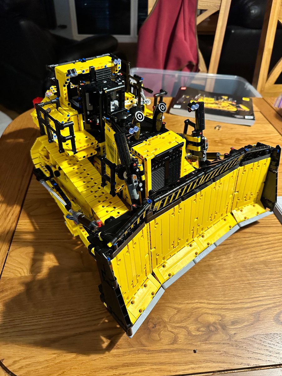 Colin Ferguson tweet media