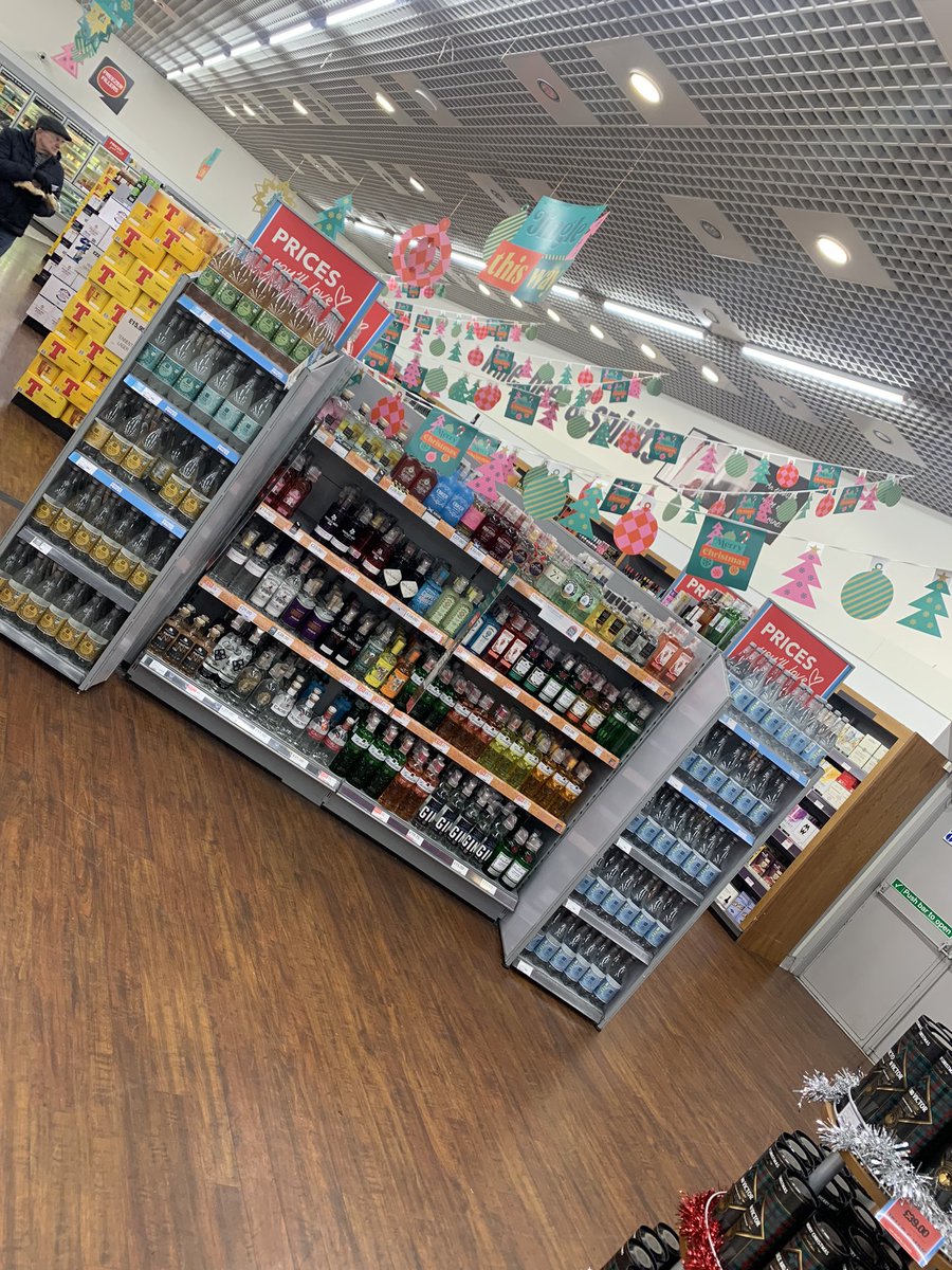 Some more fab shops today, great to see our depth of range 🤩 in our multi-mission stores! Teams buzzing, stores busy & well set up… Hige thank you to all our fab teams 💙⭐️🙌 @coopuk #ThankYou