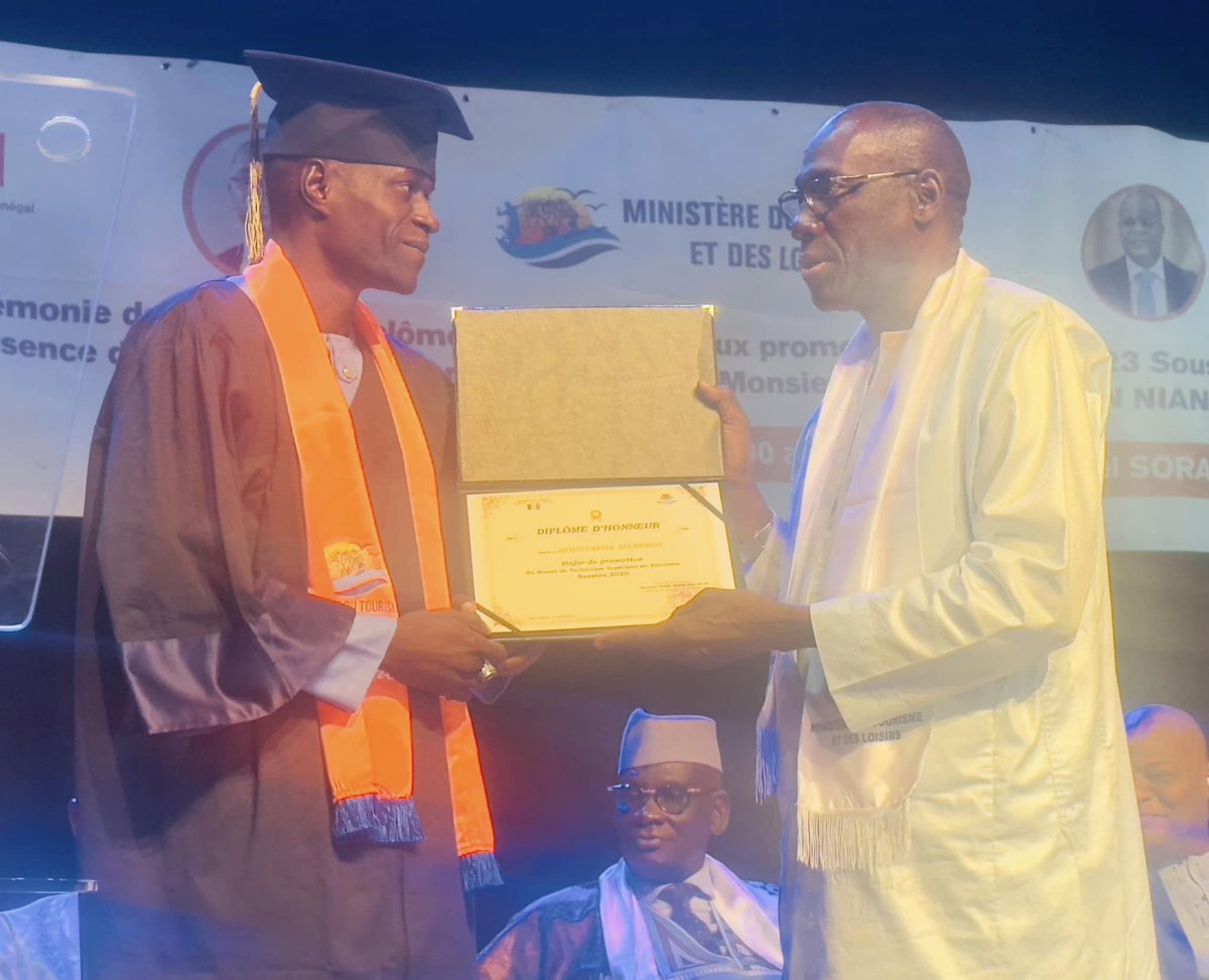 enfht's tweet photo. Cérémonie de Graduation 2023_ENFHT, Promotions 2019,2020,2021,2022 et 2023.
Le Ministre du Tourisme et des Loisirs, Mame Mbaye NIANG, a présidé avec honneur et fierté la cérémonie de remise de diplômes aux promotions sortantes de l’ENFHT -  Cheikh Amala SY.
@MinTour_Loisirs https://t.co/sNVrXTF5rS