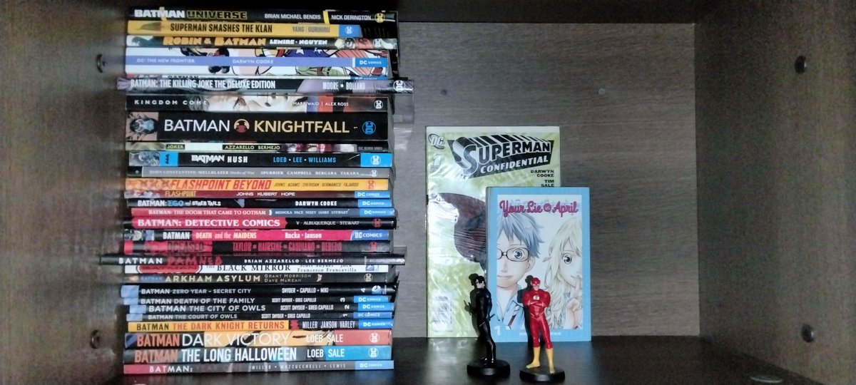 Redaxted808s's tweet photo. Comic update‼️ added Batman universe and Robin and Batman https://t.co/73nrMYiNMs