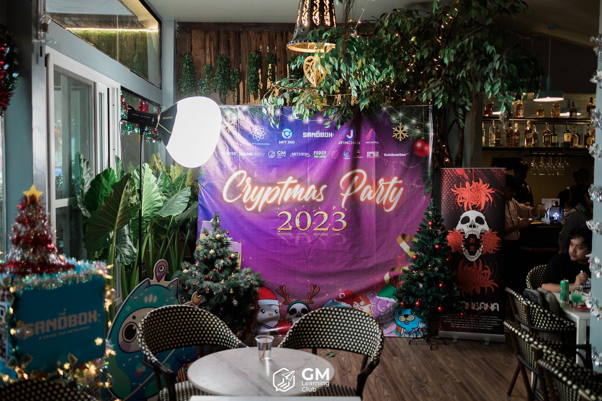 HeyNat's tweet photo. #CryptmasParty is one of the best Web 3.0 event so far this year.
It's not easy to get over 10 communities come together and just have fun and relax.
@Tripster_live @NFT360_official @gmlearningclub @RainbowSueNFT @sandboxthailand
Let me give you a tour.👇🏻