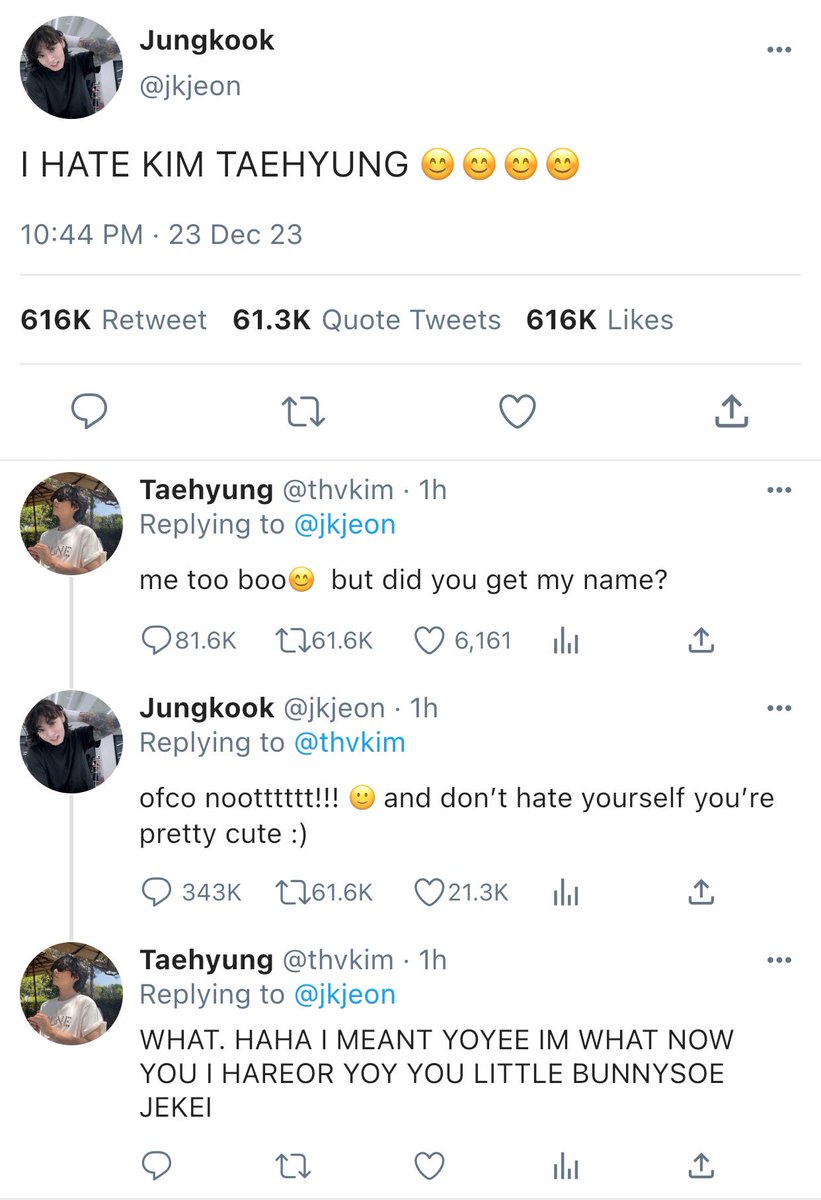 vkooksimp's tweet photo. #taekookau where it’s Christmas time and Taehyung and Jungkook are each other’s secret Santa. But the twist is that they really hate each other(not really)-
#taekook https://t.co/3DzkDHBt0G