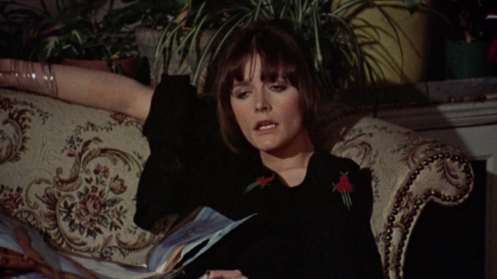 letterboxd's tweet photo. thinking about barb from black christmas https://t.co/xNDMo6B2pG
