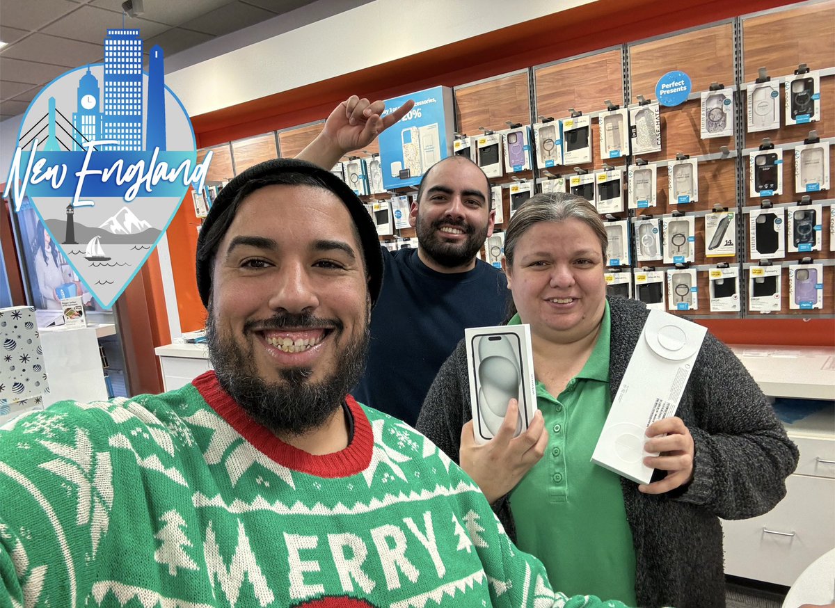 DanteDSep's tweet photo. Another happy first responder switching over to #FirstNet ! Taking advantage of all our #BestDeals ! #wiNEverything #FirstNEtfirst @firas_smadi @emilywiper @TheRealOurNE @CarlosALoaiza13 https://t.co/4fnsot44Je