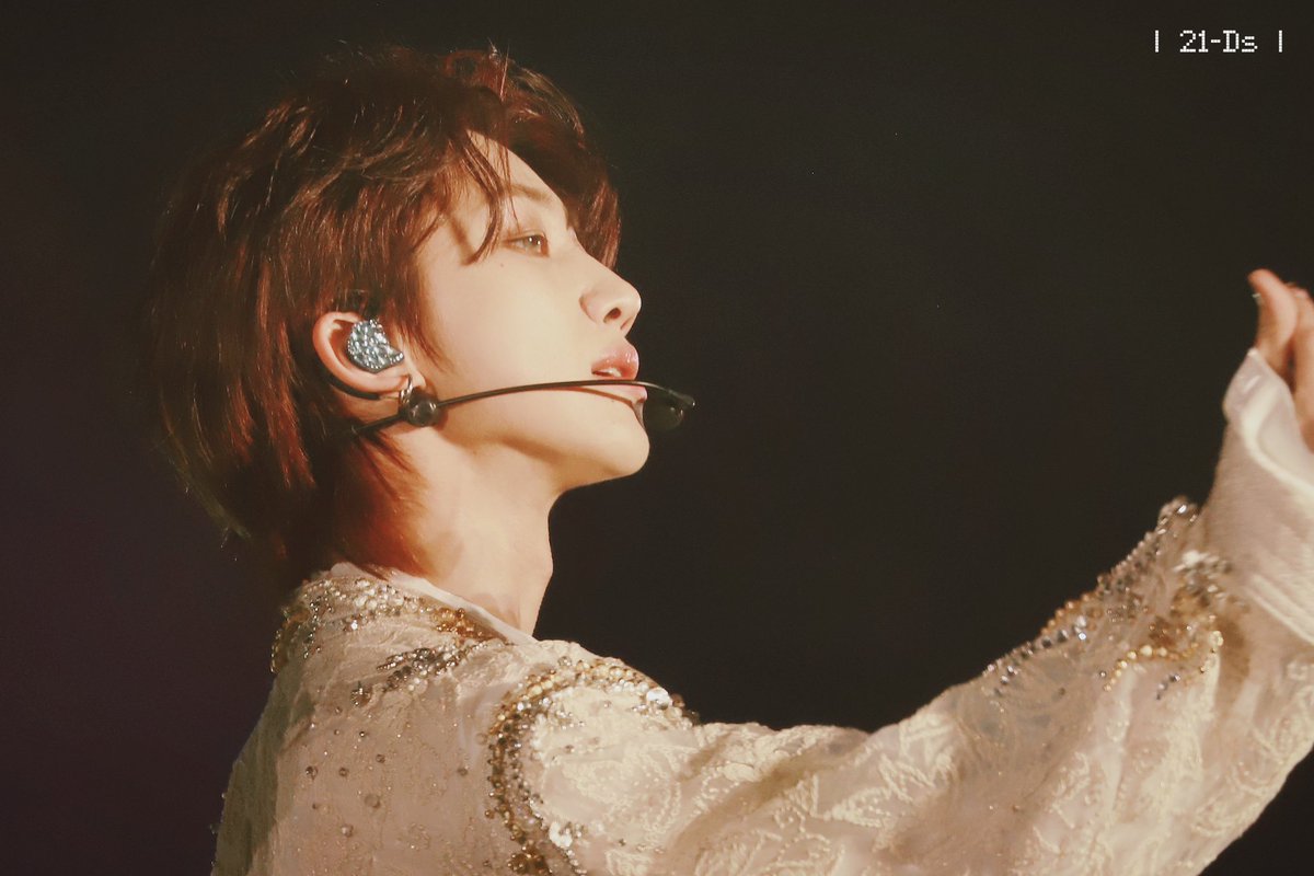 21Ds1107's tweet photo. 231223

#디에잇
#THE8 
#ミンハオ
#세븐틴 
#徐明浩
#SEVENTEENinBangkok https://t.co/BuEElkafqq