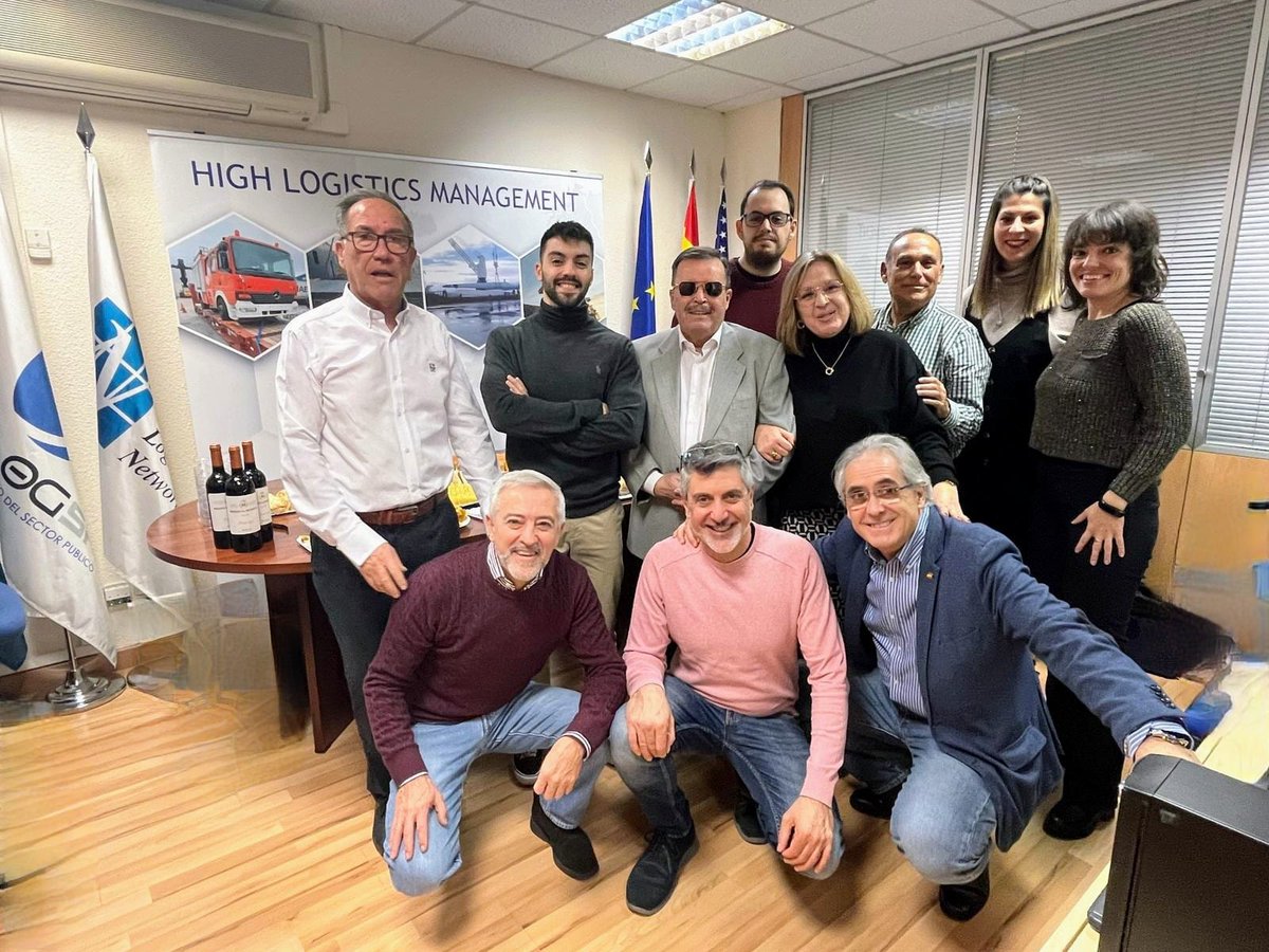 IntegraIntSpain's tweet photo. Desde INTEGRA INTERNATIONAL os deseamos que estos días de sentimiento, celebración y reencuentro sean inolvidables y un buen preludio de un Nuevo Año de Esperanza y Satisfacción en todos los órdenes de la vida. ¡Feliz Navidad! https://t.co/JE9MrLAQpE