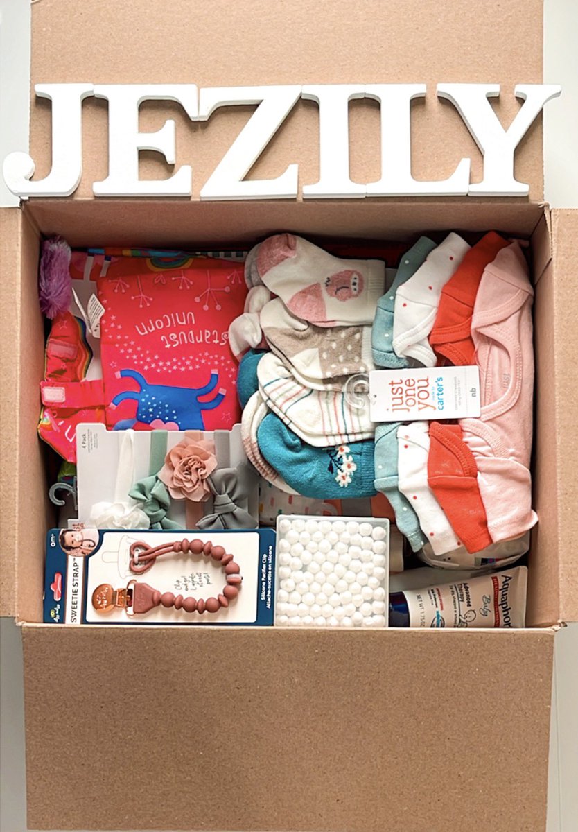 Jezilyllc's tweet photo. Sale ongoing now on https://t.co/3hHpwMhkpt until midnight! Free U.S Shipping, Prices reduced and an extra 10% for new customers!! #happyshopping https://t.co/qCwiD8o9EO