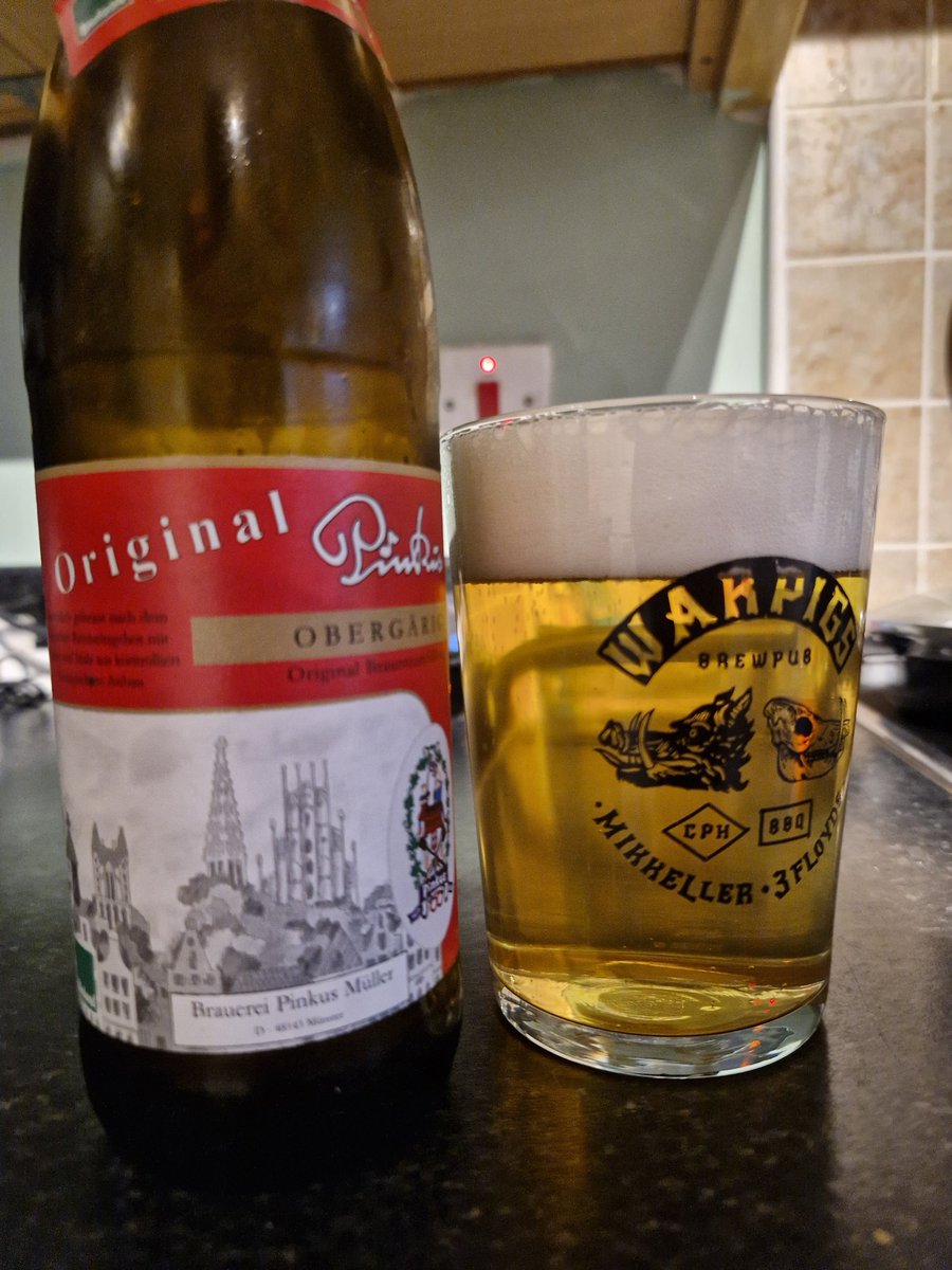 Beerwithfeather's tweet photo. After having these few lagers im now ready for bed. #ihatenightshifts #nightshiftworker https://t.co/rWlhxxm6CA